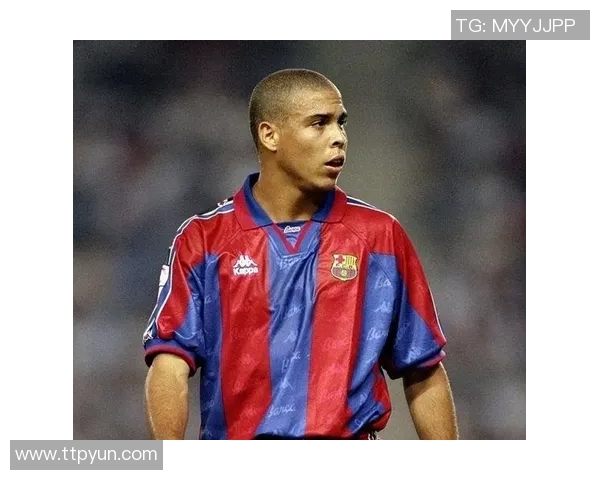 退役后腰足球明星的传奇人生与职业生涯回顾